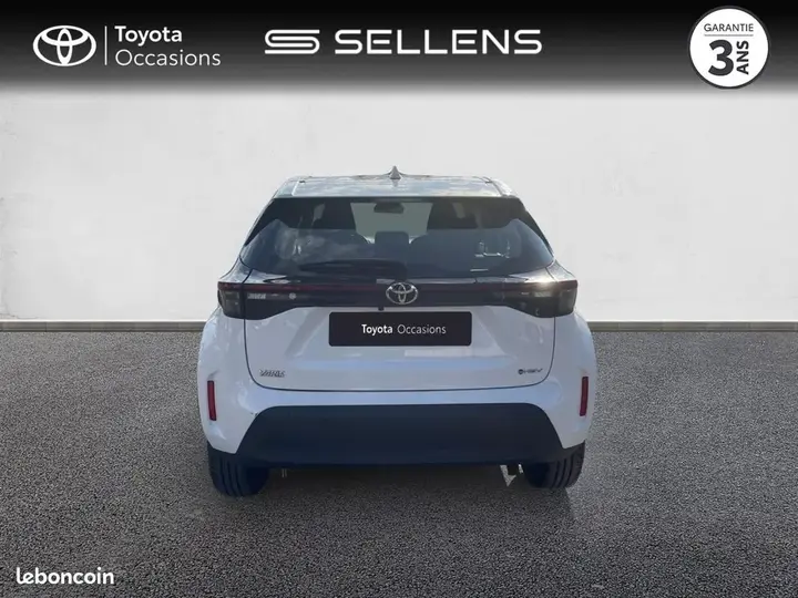 Toyota Yaris Cross 2025 photo 4