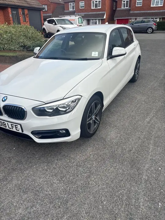 BMW 1 Series 2018 photo 3