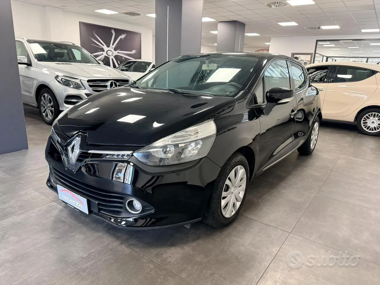Renault Clio 2014 photo 3