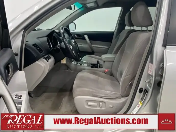 Toyota Highlander 2010 photo 5