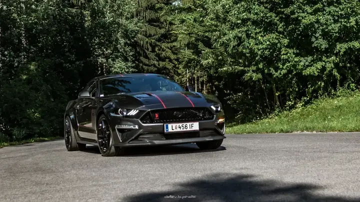 Ford Mustang 2018 photo 2