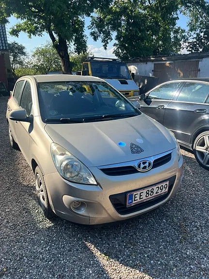 Hyundai I20 2011 photo 2