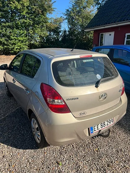 Hyundai I20 2011 photo 3