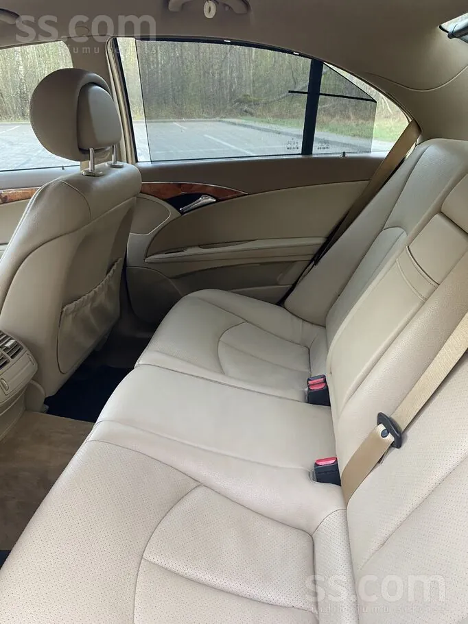 Mercedes-Benz E-Class 2008 photo 2