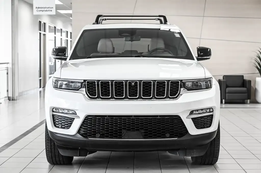Jeep Grand Cherokee 2022 photo 2