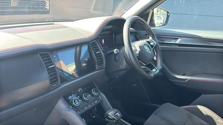 Skoda Kodiaq 2023 photo 2