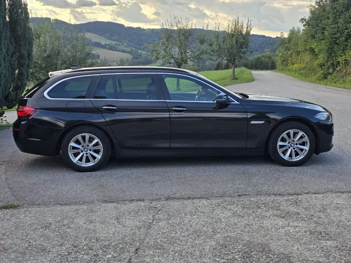 BMW 5 Series 2013 photo 2