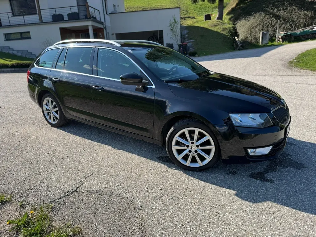 Skoda Octavia 2016 photo 2