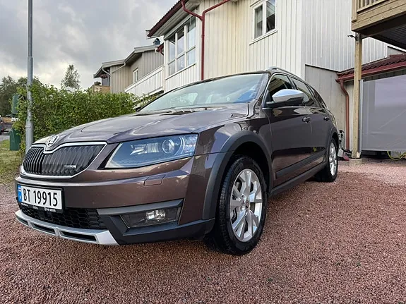 Skoda Octavia 2015 photo 2