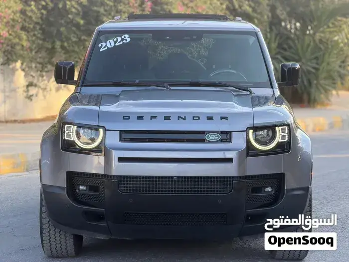 Land Rover Defender 2023 photo 4