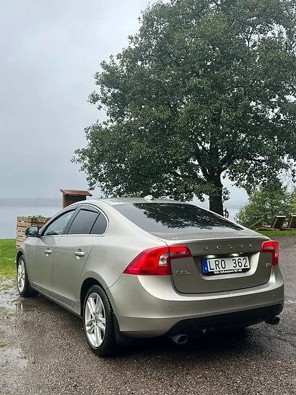Volvo S60 2011 photo 3