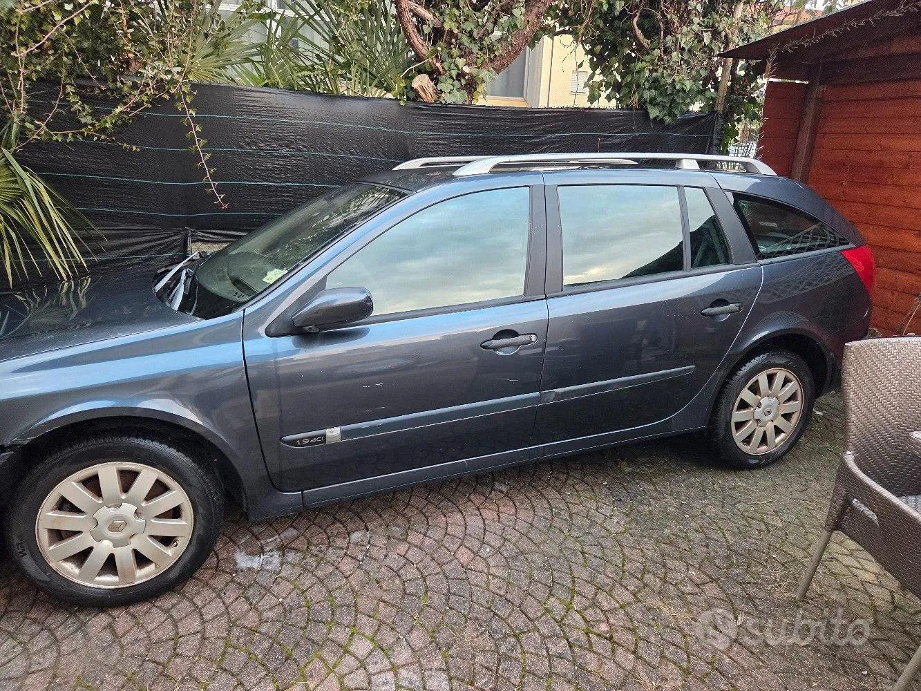 Renault Laguna 2006 photo 2
