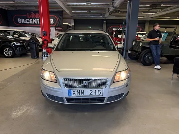 Volvo V50 2006 photo 2