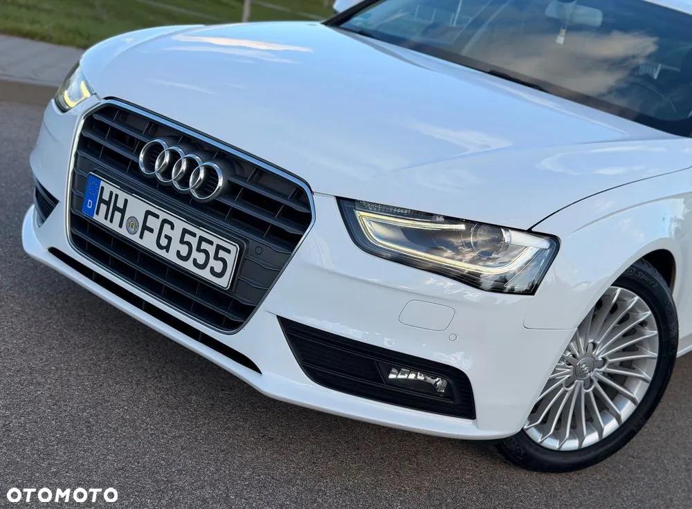 Audi A4 Avant 2014 photo 2