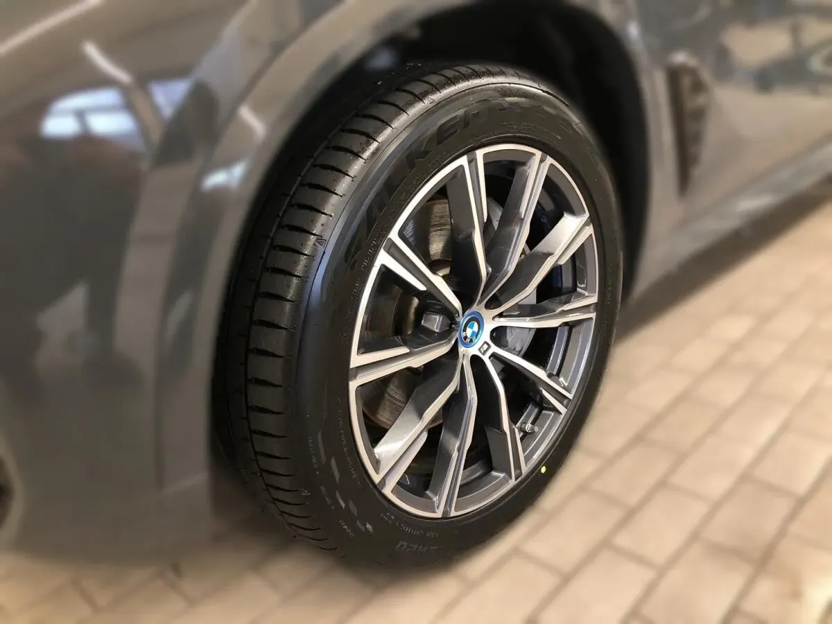 BMW X5 2024 photo 3