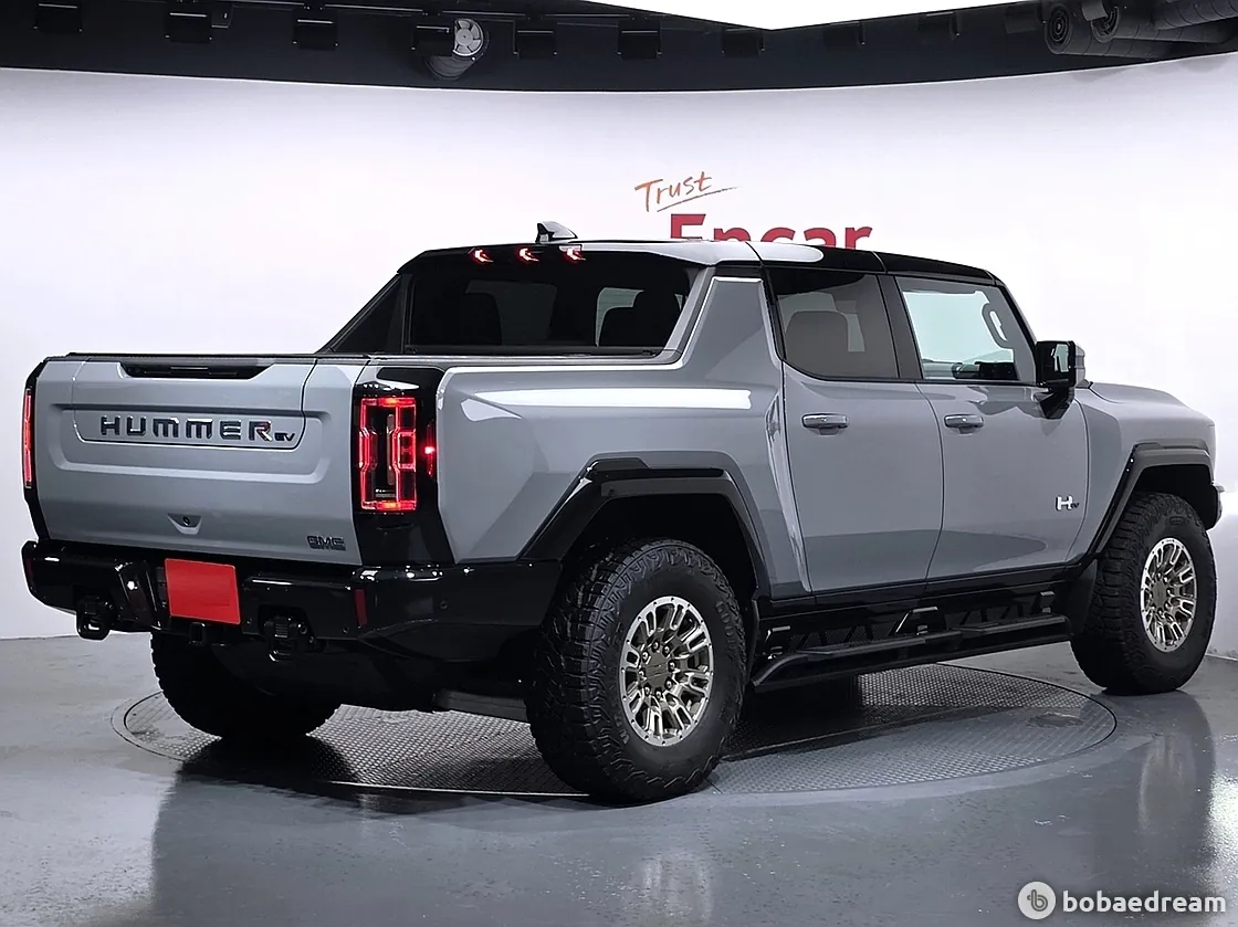 GMC Hummer Ev 2025 photo 2