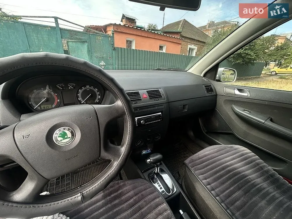 Skoda Fabia 2005 photo 3