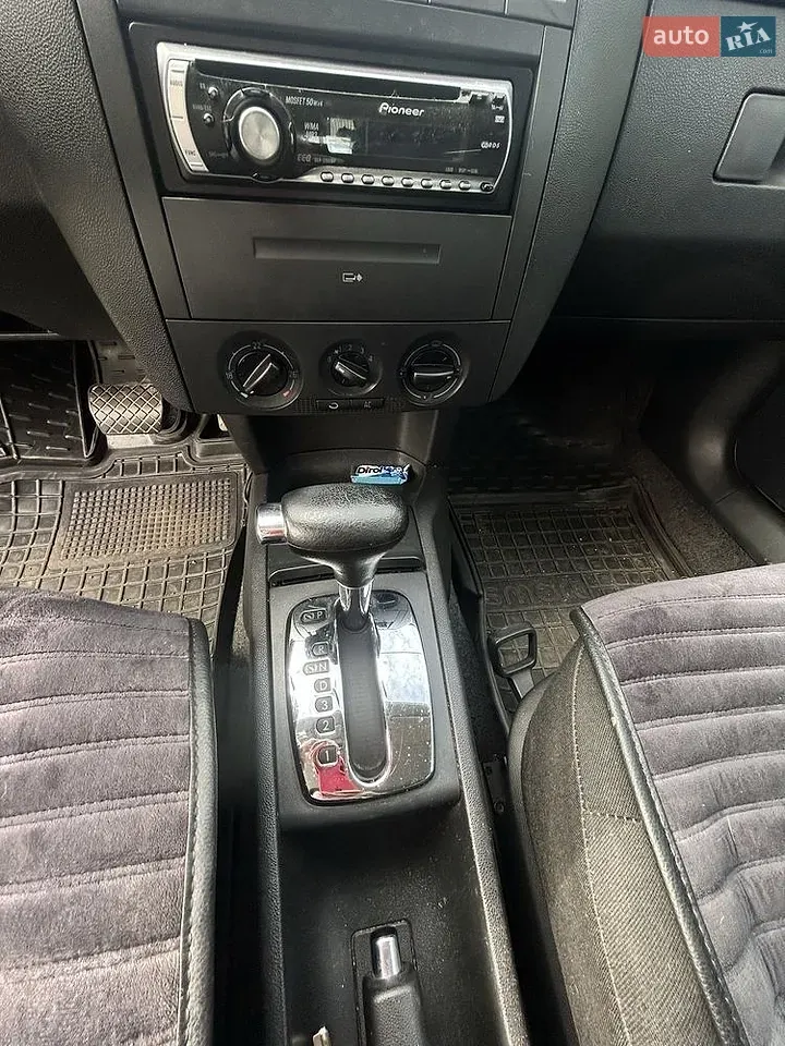 Skoda Fabia 2005 photo 5