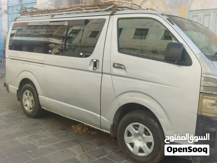 Toyota Hiace 2007 photo 4