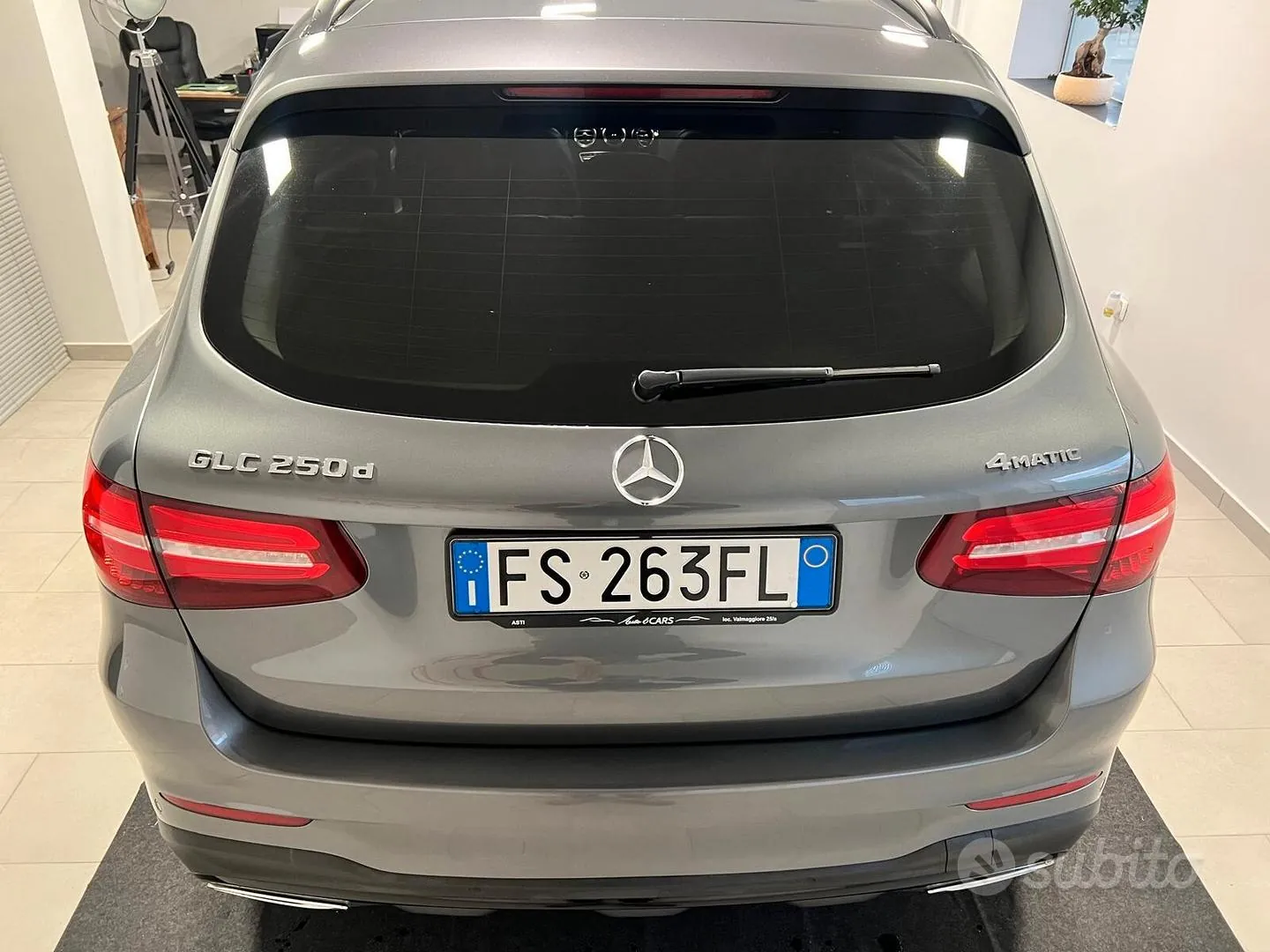 Mercedes-Benz Glc 2018 photo 5