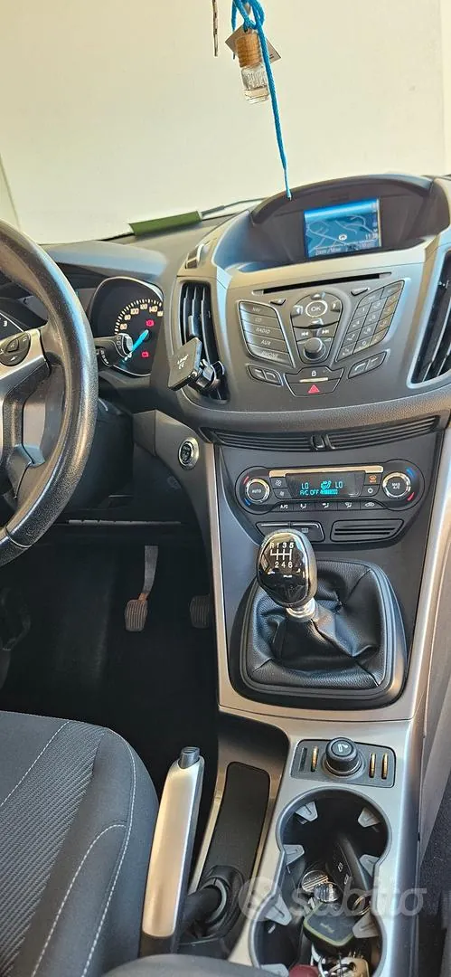 Ford Kuga 2014 photo 5
