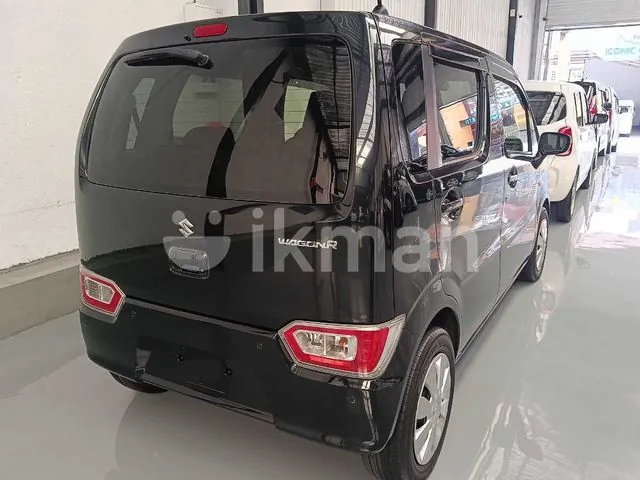 Suzuki Wagon R 2024 photo 2
