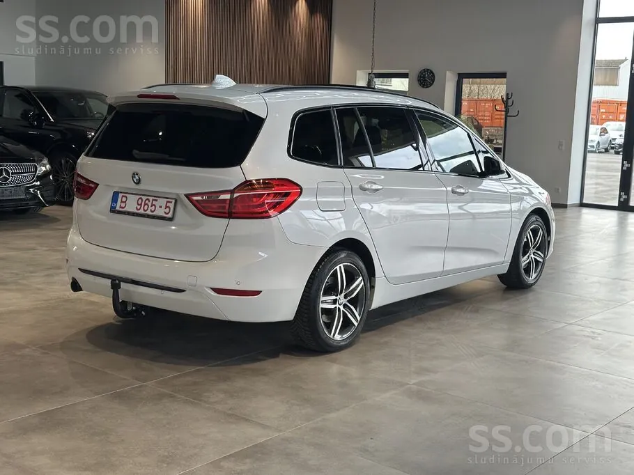 BMW 216D Gran Tourer Sport Line 2015 photo 4