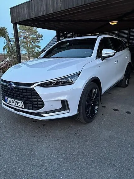 BYD Tang 2024 photo 2
