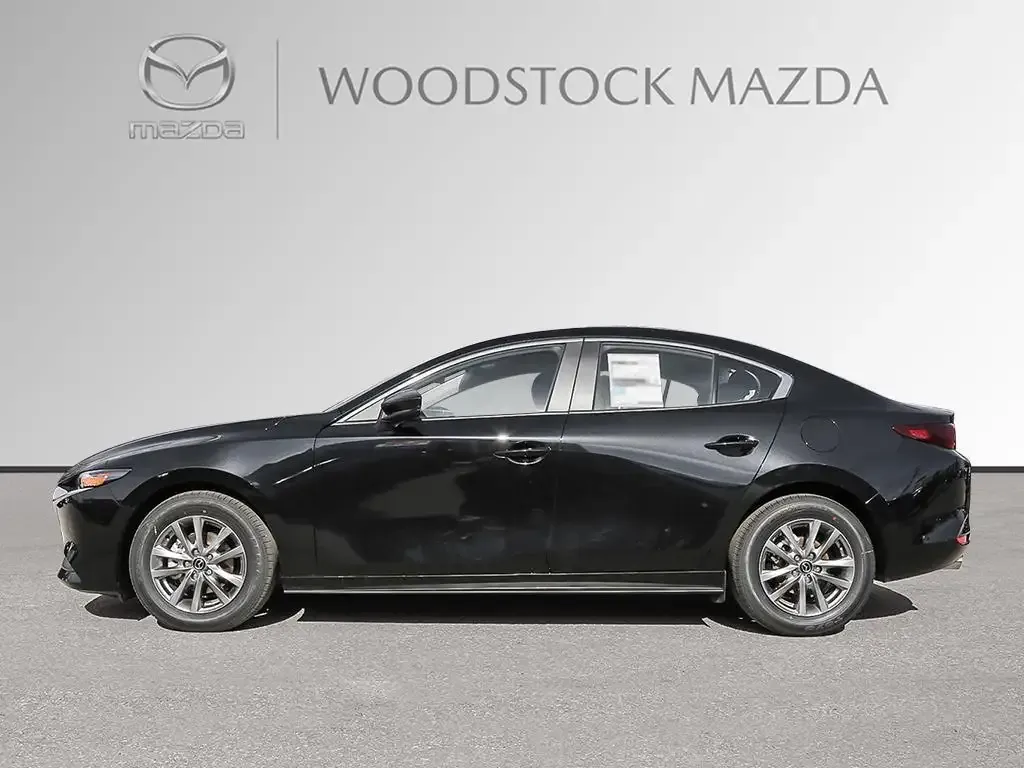 Mazda Mazda3 2026 photo 3