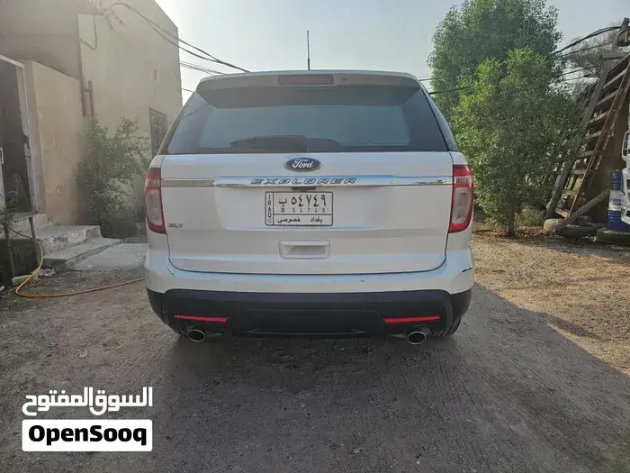 Ford Explorer 2011 photo 4