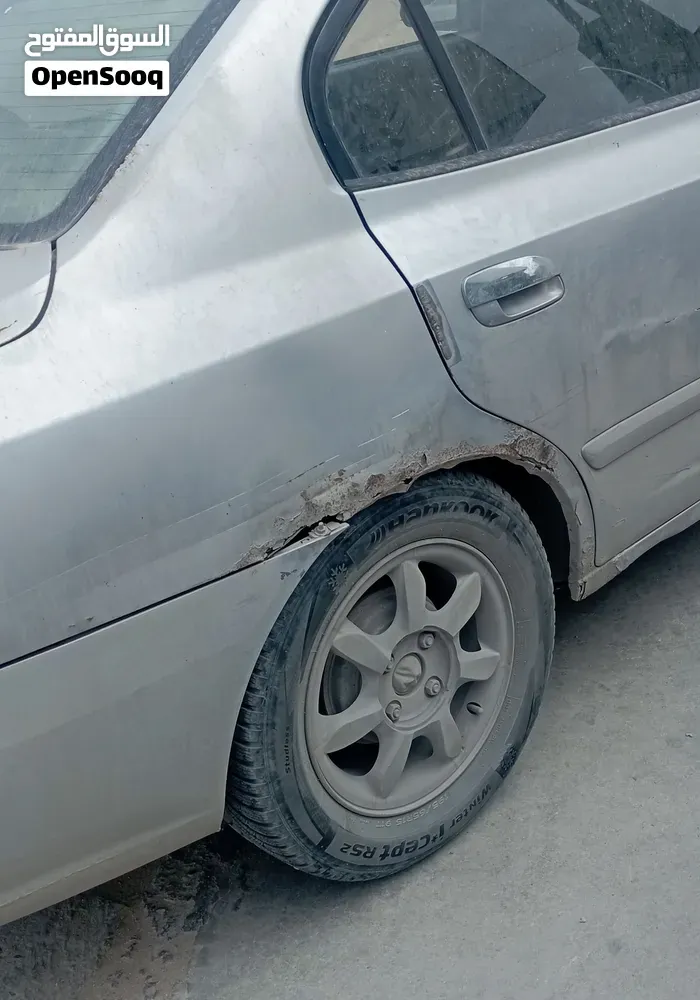 Hyundai Avante 2002 photo 3
