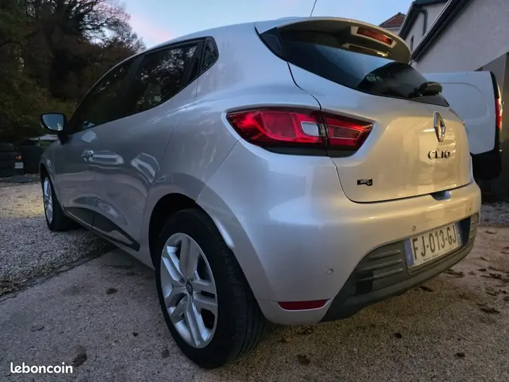 Renault Clio 2019 photo 4