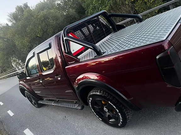 Nissan Navara 2006 photo 2