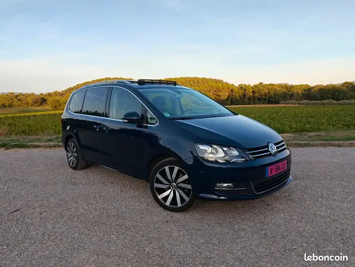 Volkswagen Sharan 2016 photo 2