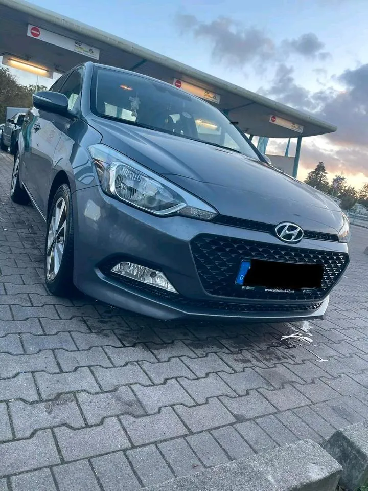 Hyundai I20