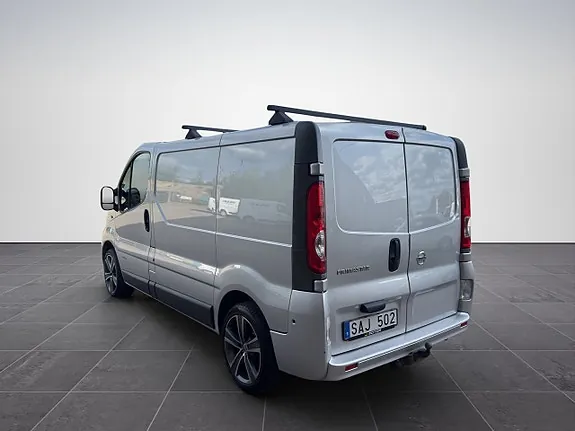 Nissan Primastar 2011 photo 3