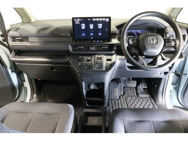 Honda Stepwgn 2024 photo 4