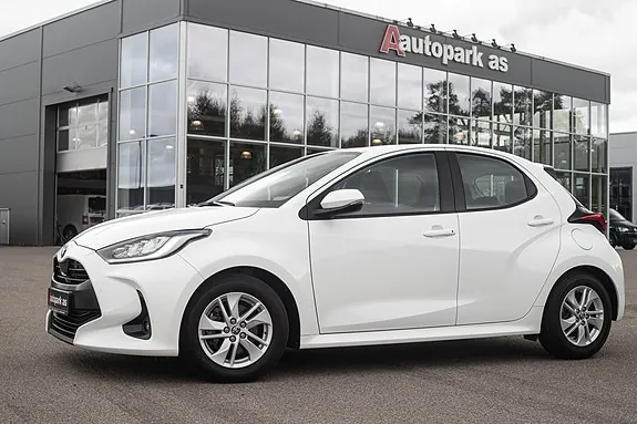 Toyota Yaris 2023 photo 4