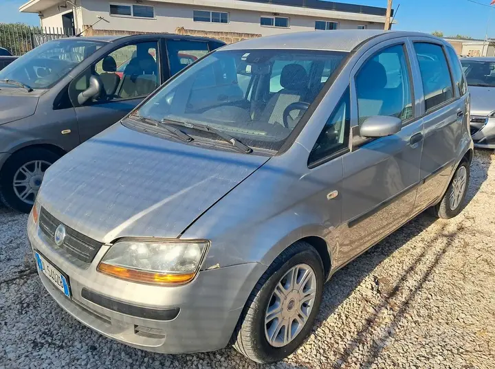 Fiat Idea 2007 photo 3