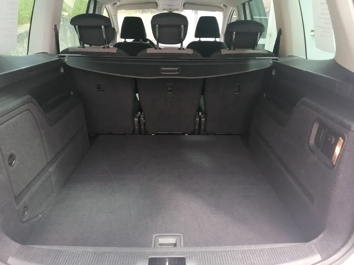 Volkswagen Sharan 2013 photo 3