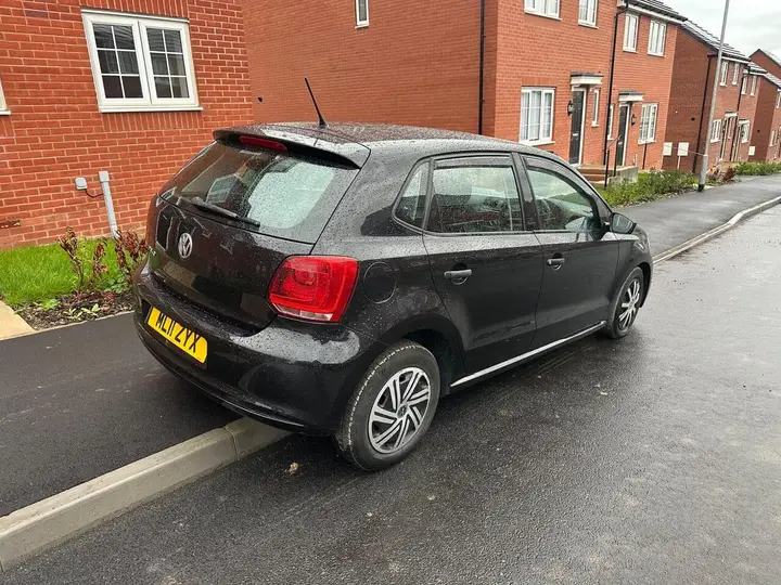 Volkswagen Polo 2011 photo 3