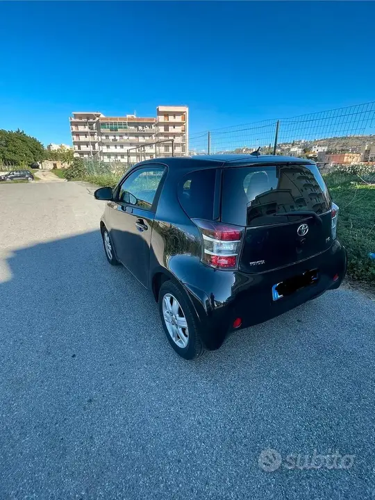 Toyota Iq 2010 photo 3