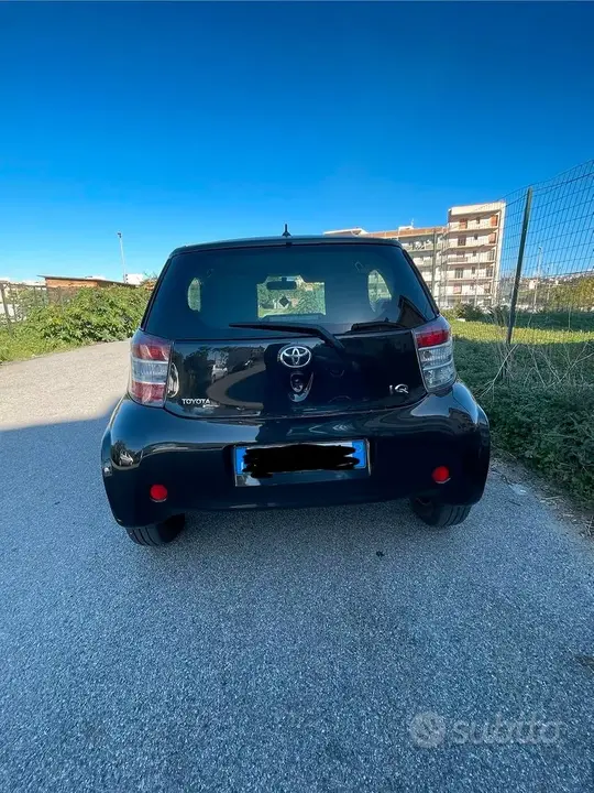 Toyota Iq