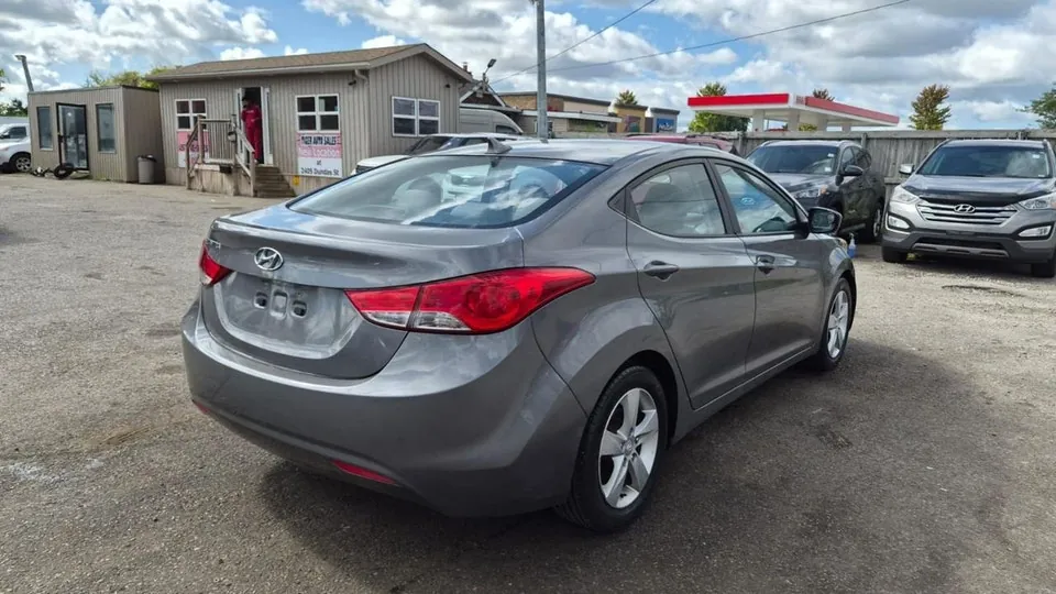Hyundai Elantra 2013 photo 5