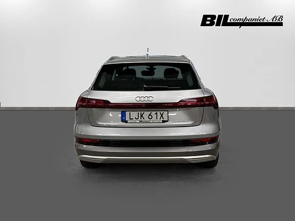 Audi E-Tron 2021 photo 5