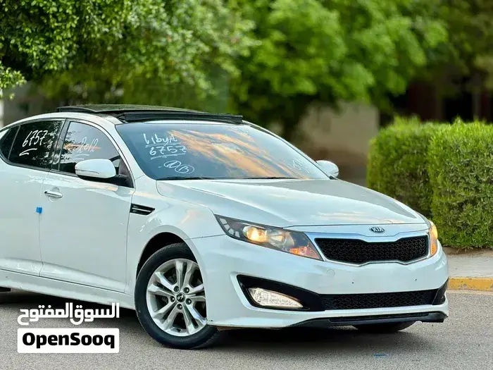 Kia K5 2011 photo 4