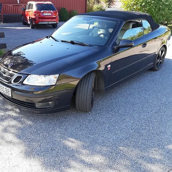 Saab 9-3 2004 photo 3