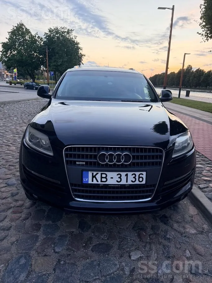 Audi Q7 2007 photo 2