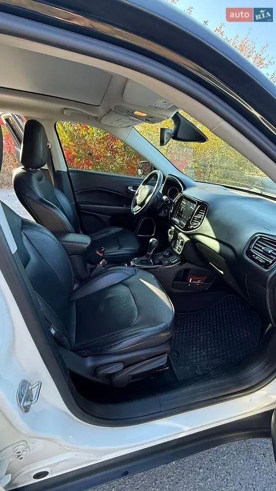 Jeep Compass 2018 photo 4