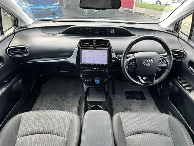 Toyota Prius 2019 photo 4